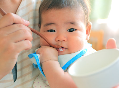 【教えてドクター！】赤ちゃんの食物アレルギー予防に大切なことって？